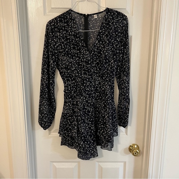 Floral long sleeve romper - Picture 1 of 14